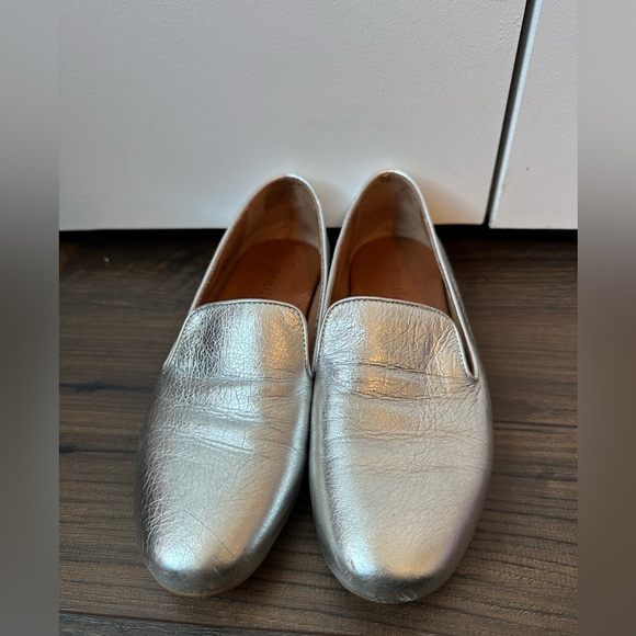 Gentle Souls by Kenneth Cole Eugene Flat Silver (Size 6.5) - Picture 2 of 10